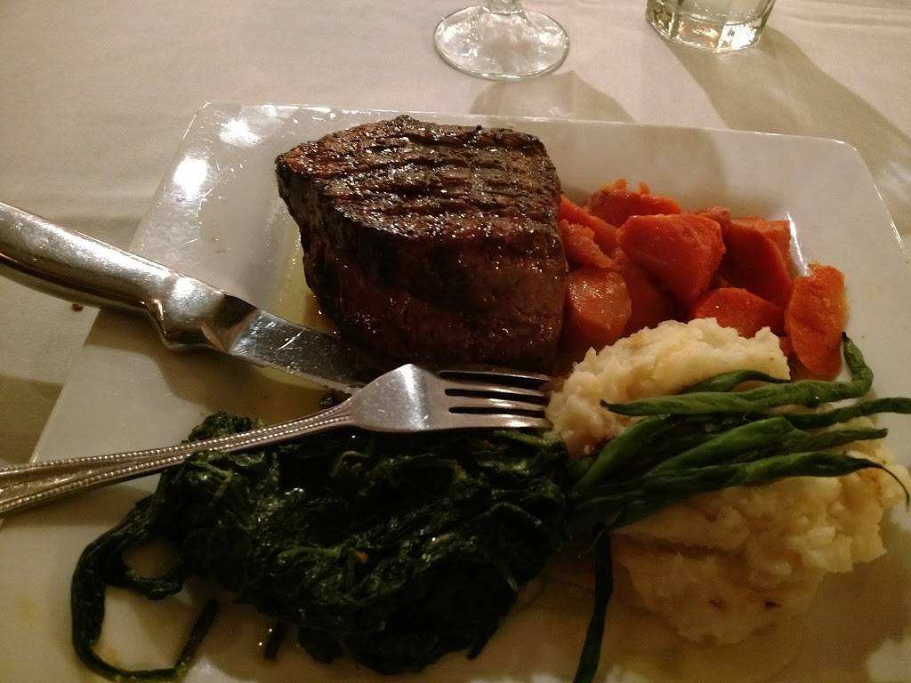 Lellis Inn | restaurant | 885 N Opdyke Rd, Auburn Hills, MI 48326, USA | 2483734440 OR +1 248-373-4440