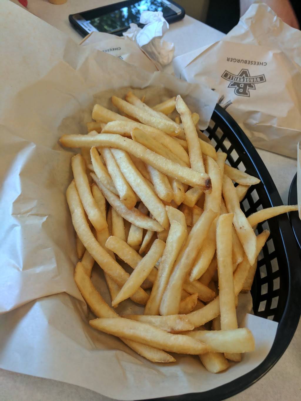 Burgerville | meal takeaway | 518 NE 3rd Ave, Camas, WA 98607, USA | 3608343289 OR +1 360-834-3289