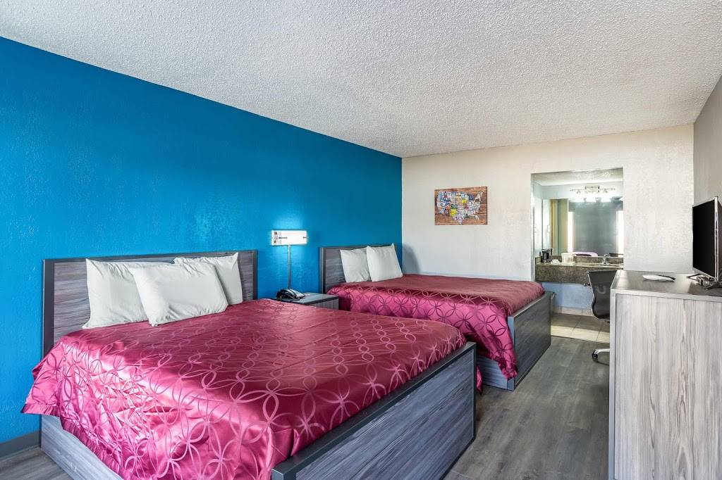 Econo Lodge | restaurant | 2121 W Main St, Durant, OK 74701, USA | 5806340533 OR +1 580-634-0533