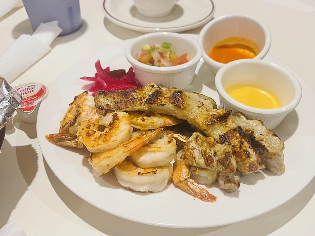 Catrachitos Restaurant & Bar | restaurant | 1515 S Sheridan Rd, Tulsa, OK 74112, USA | 9186199368 OR +1 918-619-9368