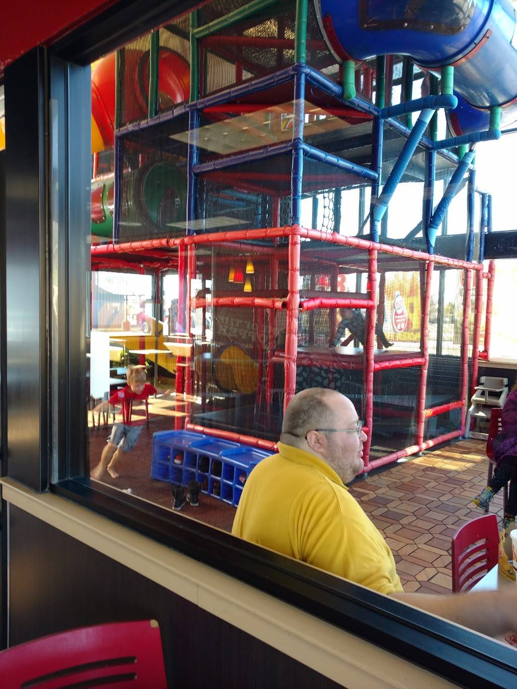 Burger King | restaurant | 191 NE 12th St, Norman, OK 73071, USA | 4053667490 OR +1 405-366-7490