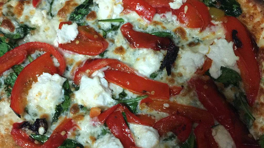 Calabrese Pizza | restaurant | 3019 Lake Shore Blvd W, Etobicoke, ON M8V 1K2, Canada | 4165030999 OR +1 416-503-0999