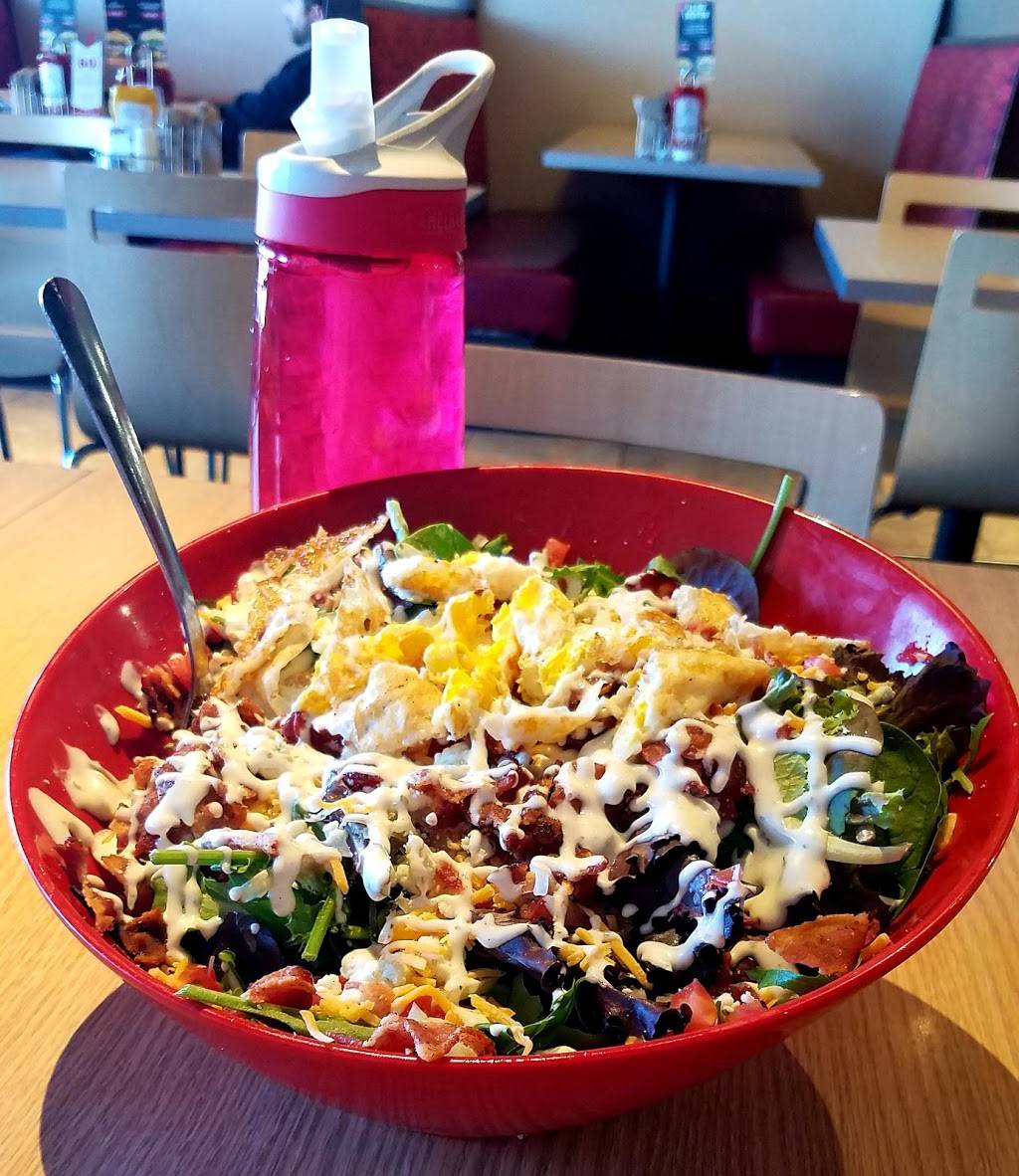 Smashburger | restaurant | 3707 Bloomington St, Colorado Springs, CO 80922, USA | 7195744126 OR +1 719-574-4126