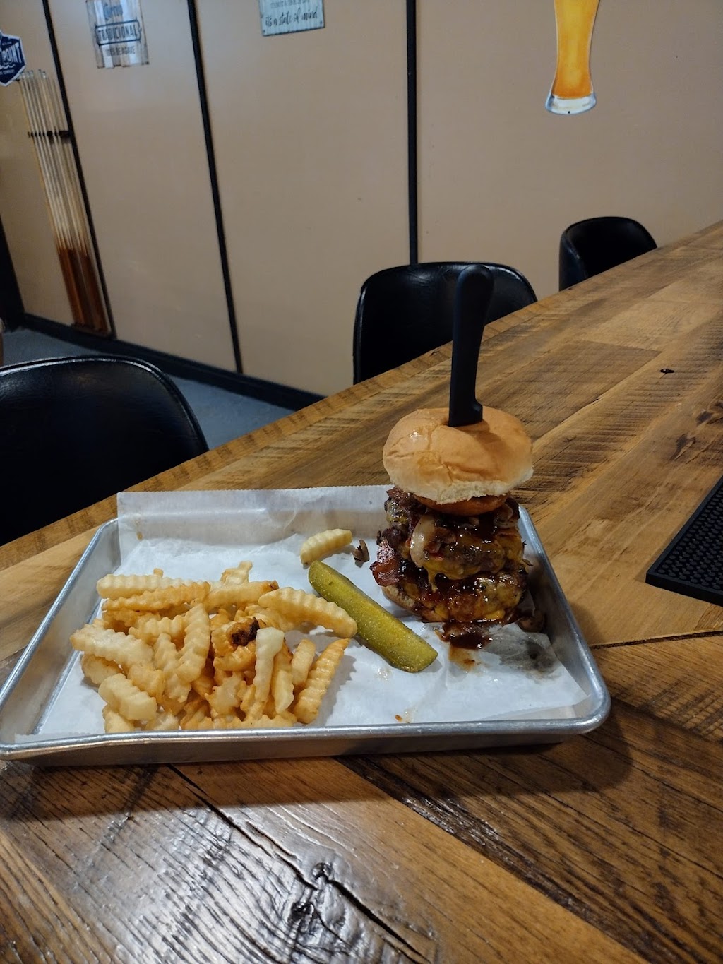 Wicked Water Saloon | restaurant | 642 S Preston Hwy, Tunnelton, WV 26444, USA | 3045688300 OR +1 304-568-8300