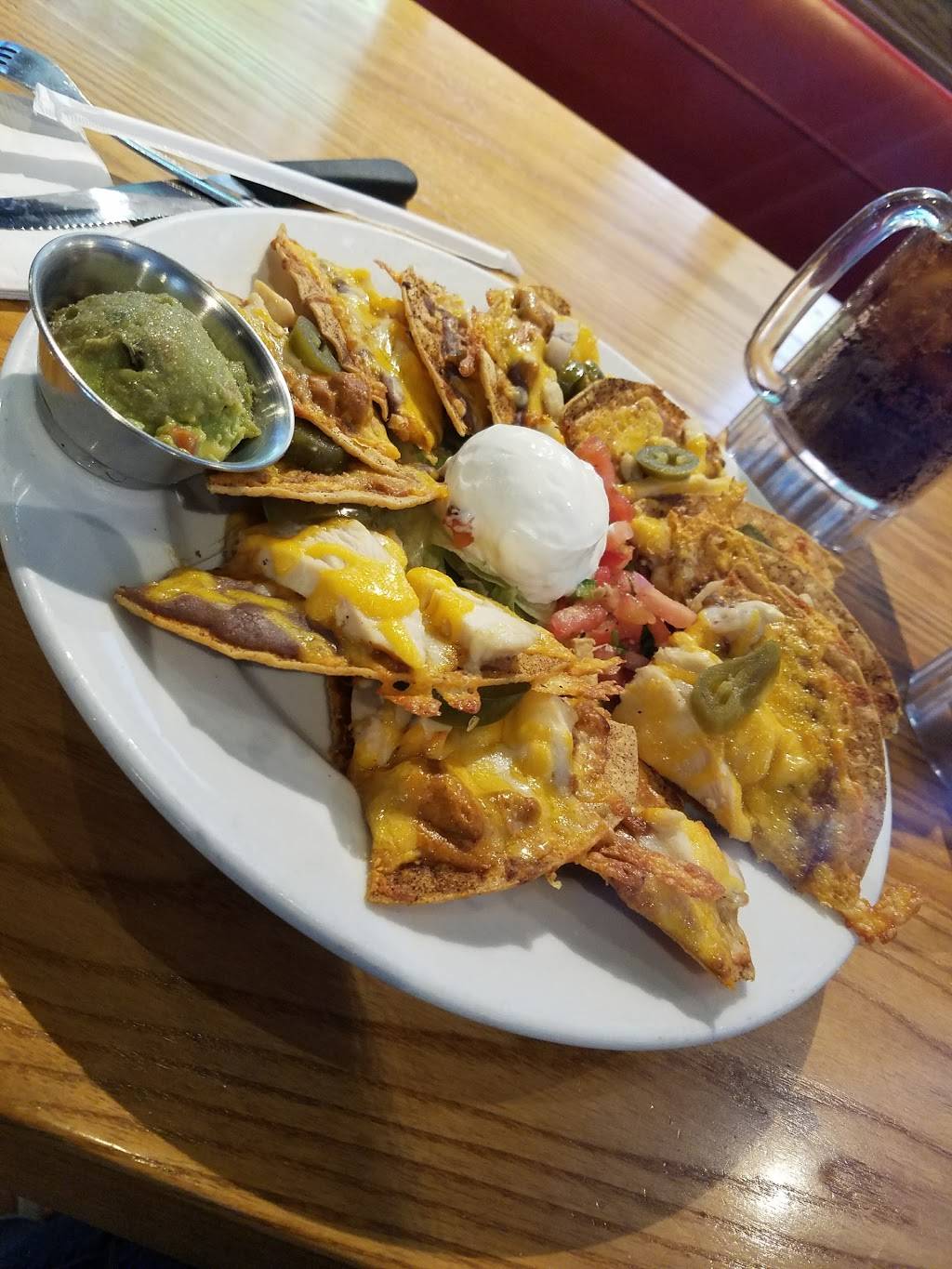 Chilis Grill & Bar | meal takeaway | 3795 Washtenaw Ave, Ann Arbor, MI 48104, USA | 7349736772 OR +1 734-973-6772