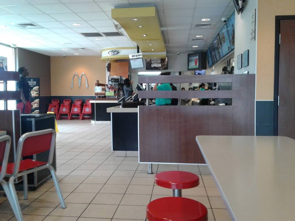 McDonalds | cafe | 7007 W Wheatland Rd, Dallas, TX 75249, USA | 9722989266 OR +1 972-298-9266