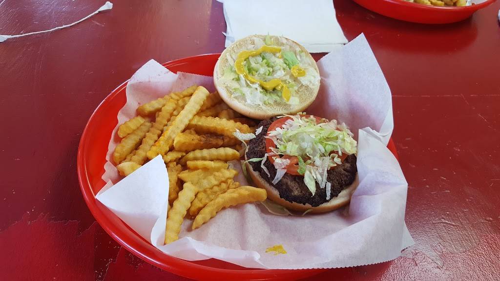 Yonah Burger | restaurant | 2051 Helen Hwy, Cleveland, GA 30528, USA | 7068654791 OR +1 706-865-4791