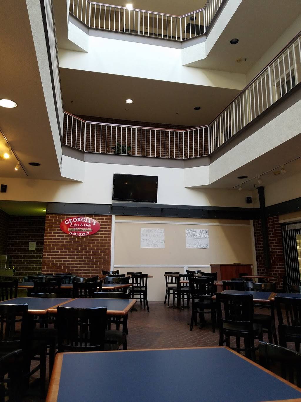 Downtown Deli | restaurant | 915 Main St, Lynchburg, VA 24504, USA | 4348463227 OR +1 434-846-3227