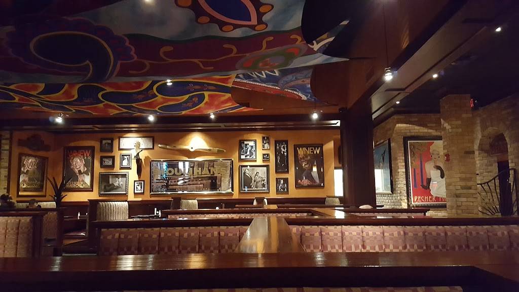 Houlihans | restaurant | 2050 W Rte 70, Cherry Hill, NJ 08002, USA | 8566629300 OR +1 856-662-9300