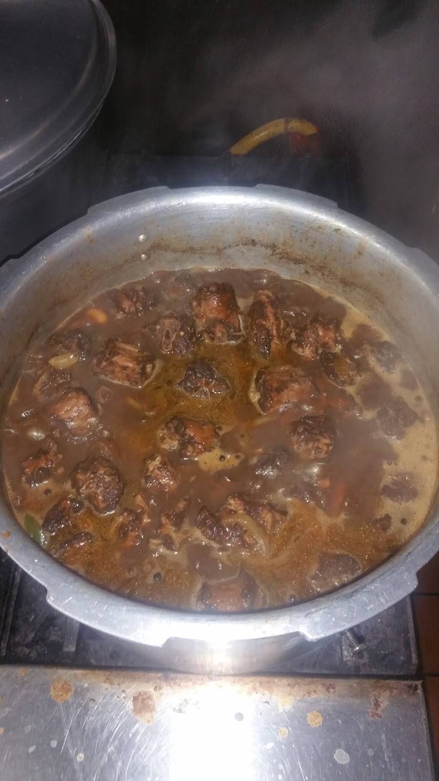 Shanas Caribbean Cafe | restaurant | 5706 N 5th St, Philadelphia, PA 19120, USA | 2155483575 OR +1 215-548-3575