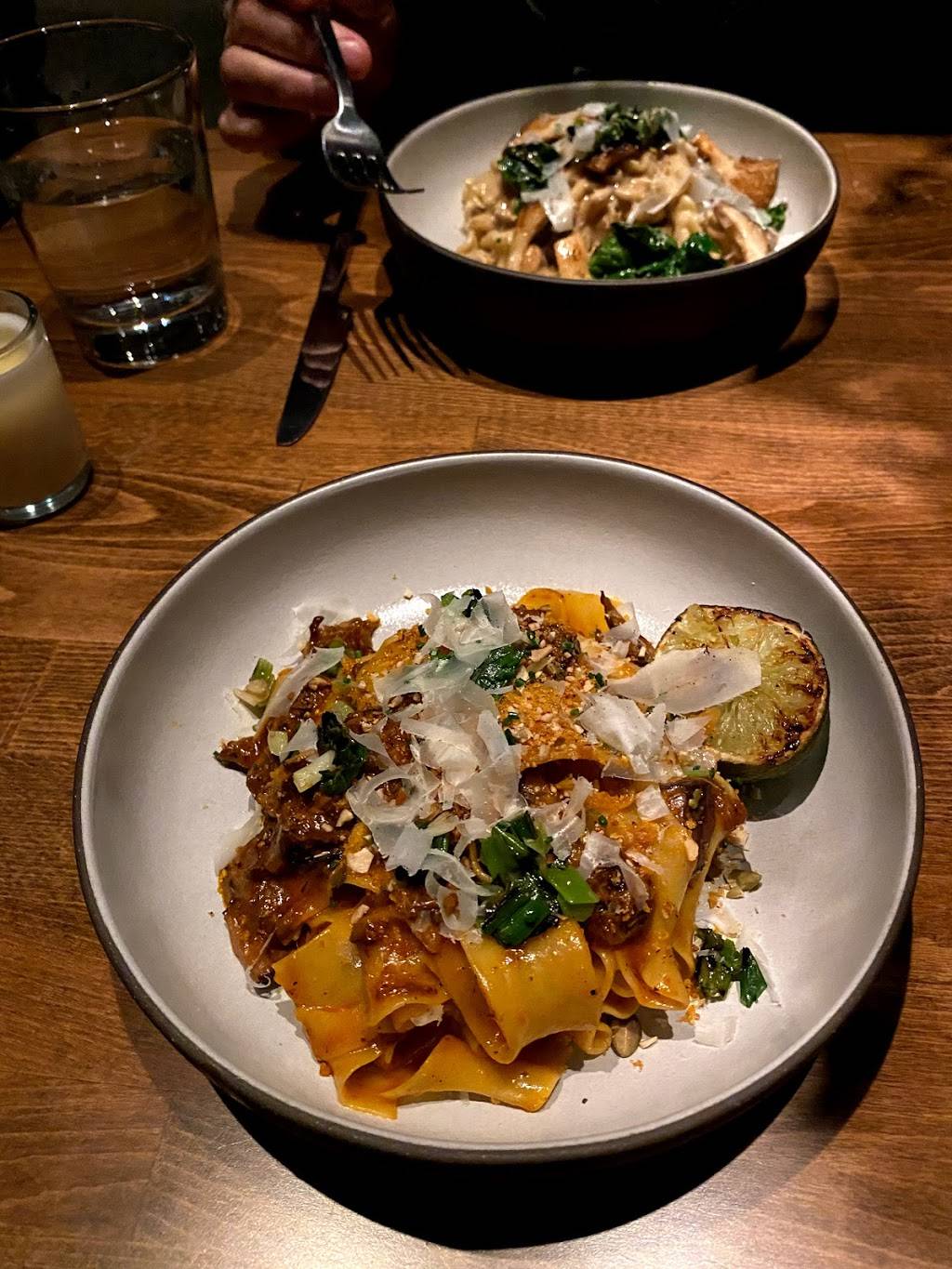 Verse | restaurant | 4212 Lankershim Blvd, Toluca Lake, CA 91602, USA | 8187472135 OR +1 818-747-2135