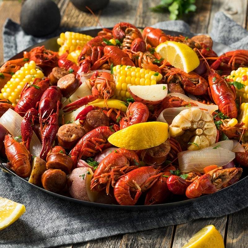 Crab Town | restaurant | 2380 Dixwell Ave, Hamden, CT 06514, USA | 2032885328 OR +1 203-288-5328