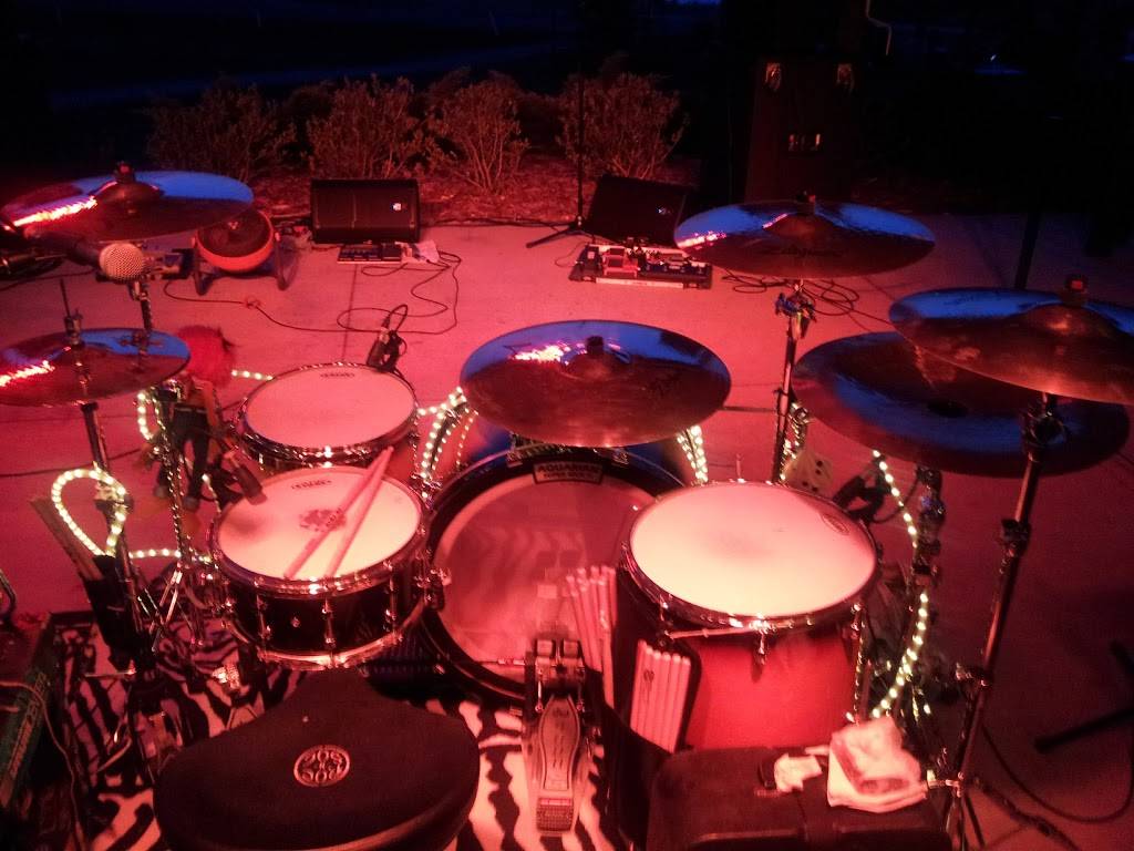 Billie Jeans Lakeside Pub & Grill | restaurant | 801 Babcock Dr, El Reno, OK 73036, USA | 4052623663 OR +1 405-262-3663