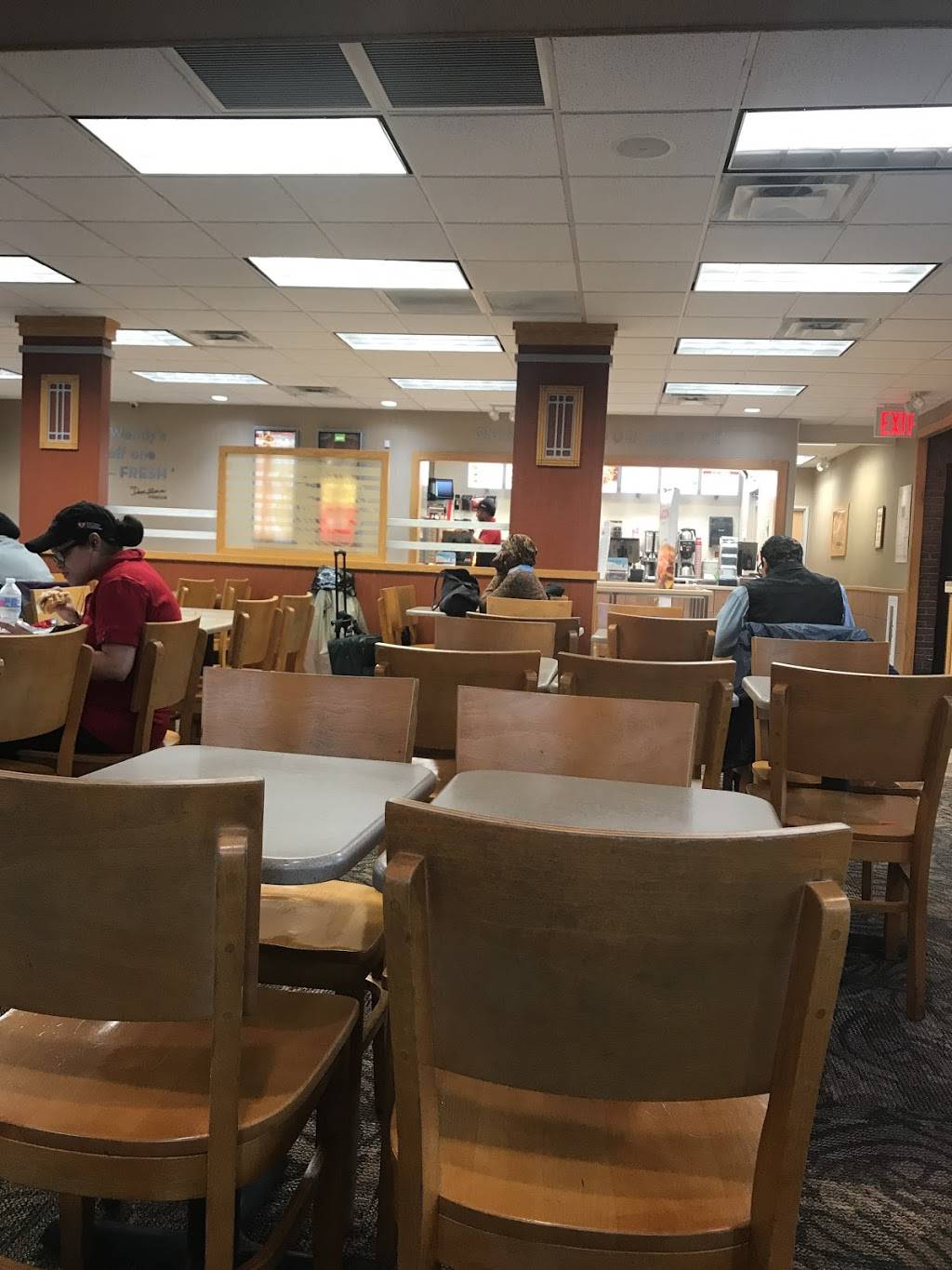 Wendys | restaurant | 2703 E Tremont Ave, Bronx, NY 10461, USA | 7188242211 OR +1 718-824-2211