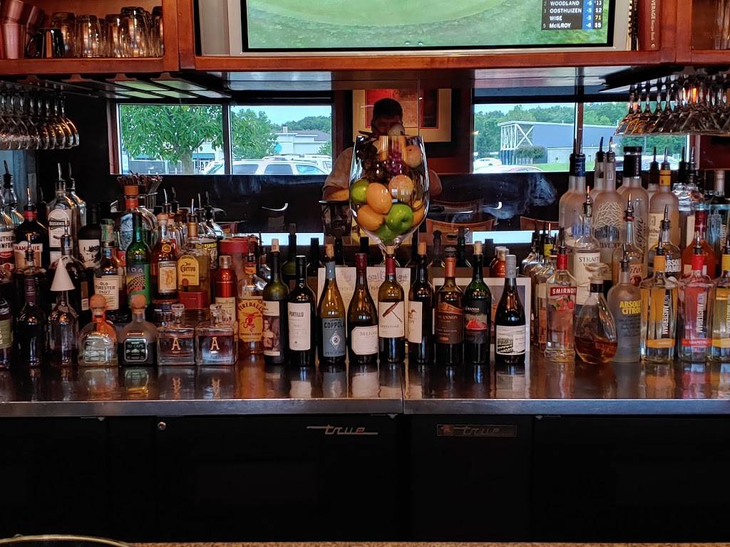 The Melting Pot | restaurant | 2090 Celebration Dr NE #130, Grand Rapids, MI 49525, USA | 6163650055 OR +1 616-365-0055