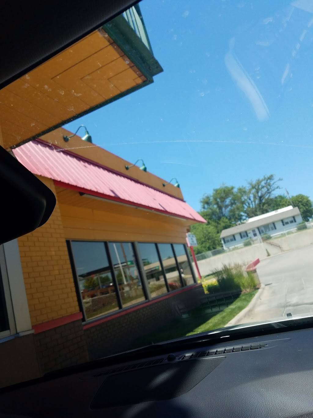 Popeyes Louisiana Kitchen | restaurant | 13225 Millard Ave, Omaha, NE 68137, USA | 4028299990 OR +1 402-829-9990