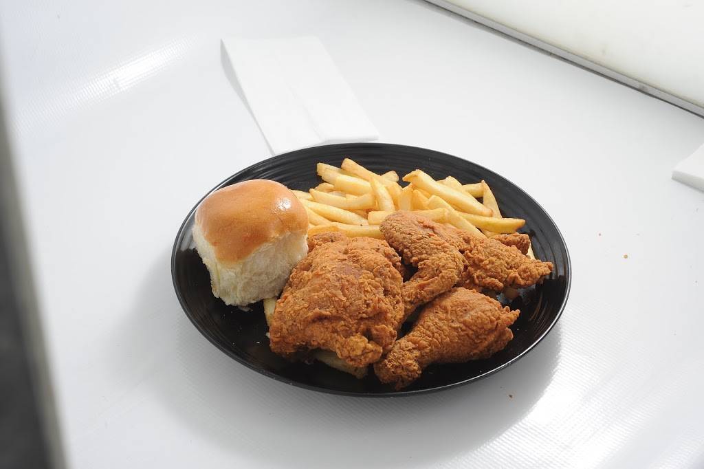 Louisiana Famous Fried Chicken | restaurant | 7289 S Hulen St, Fort Worth, TX 76133, USA | 8177829642 OR +1 817-782-9642