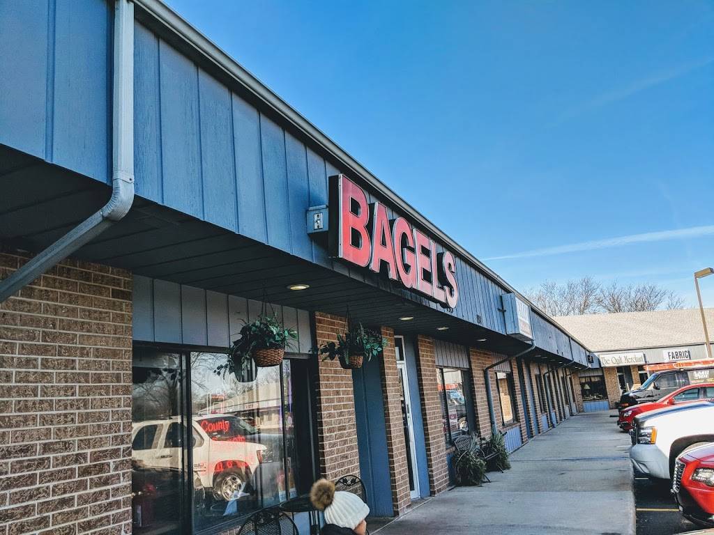 County Farm Bagels | cafe | 27W 195 Geneva Rd, Winfield, IL 60190, USA | 6306655777 OR +1 630-665-5777