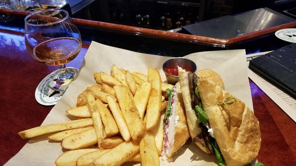 World of Beer Baltimore | restaurant | 1724 Whetstone Way, Baltimore, MD 21230, USA | 4107522337 OR +1 410-752-2337