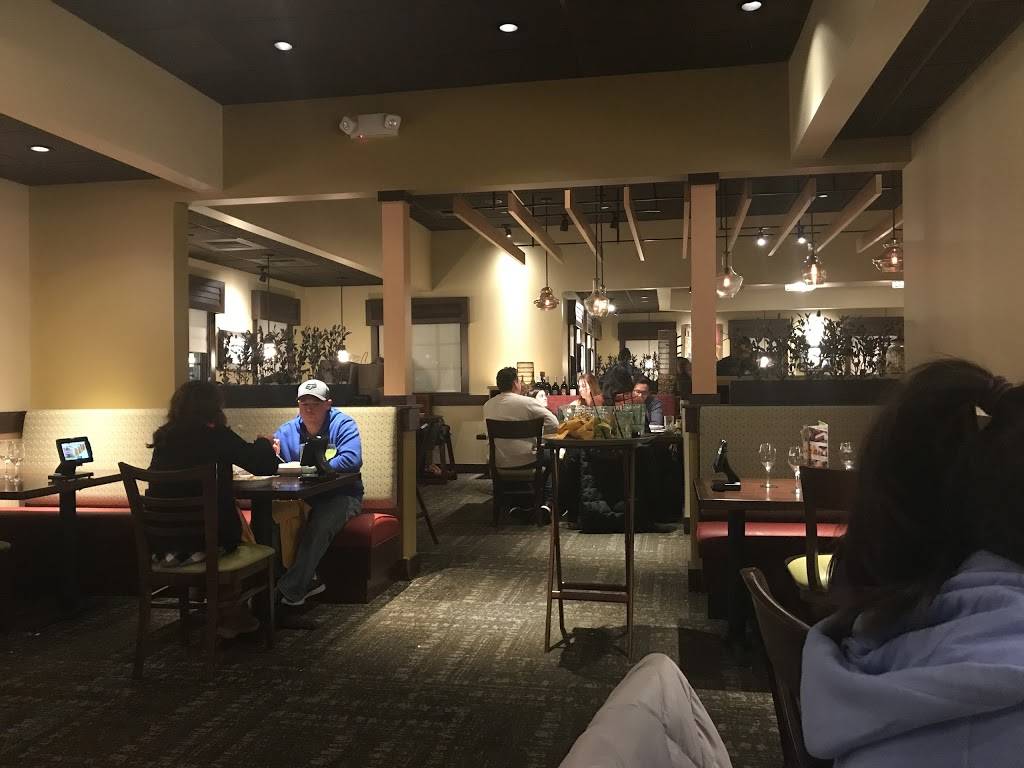 Olive Garden Italian Restaurant | meal takeaway | 1092 Canyon Creek Pkwy, Spanish Fork, UT 84660, USA | 8017988773 OR +1 801-798-8773