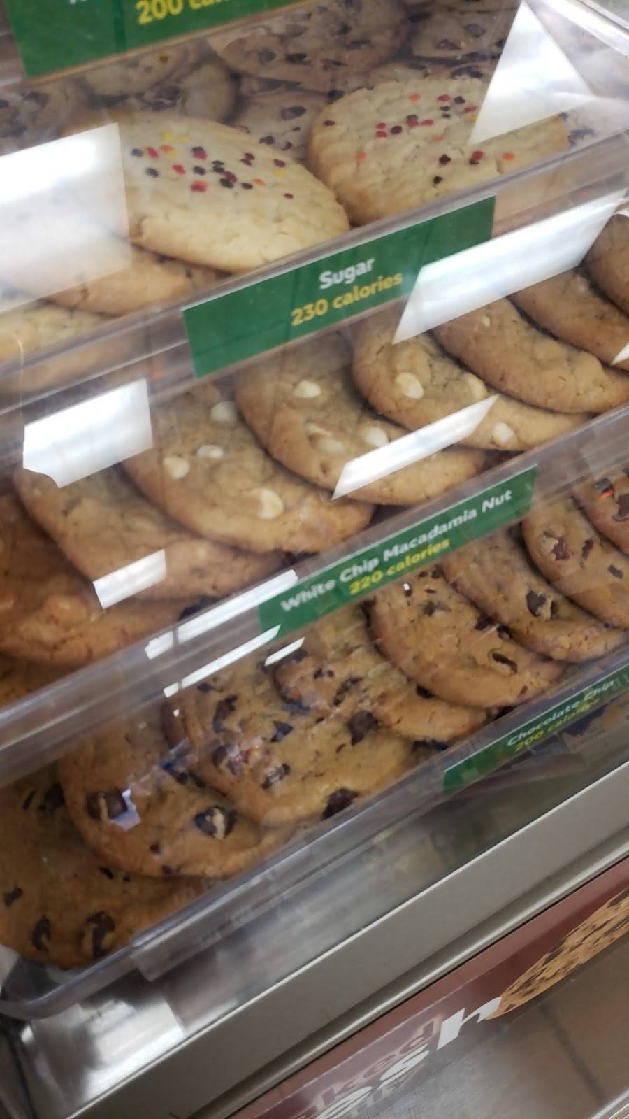 Subway Restaurants | restaurant | Exxon One Stop III, 1470 Interchange Rd Route 209, Lehighton, PA 18235, USA | 6103771449 OR +1 610-377-1449