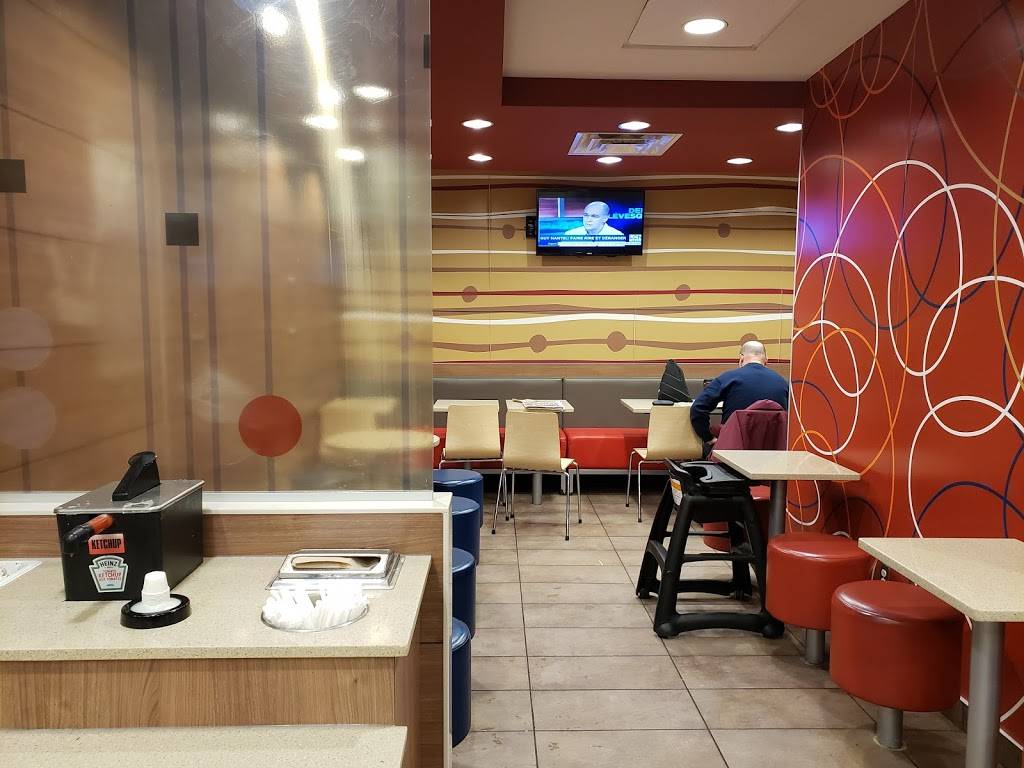 McDonalds | cafe | 848 Boulevard de lAnge-Gardien, LAssomption, QC J5W 4M9, Canada | 4505890229 OR +1 450-589-0229