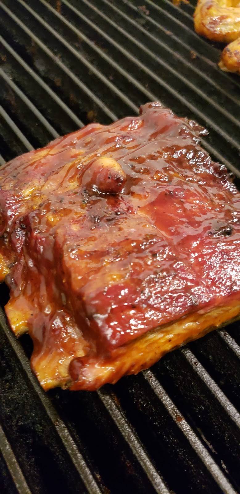 Backyard Barbeque | restaurant | 300 Woodcleft Ave, Freeport, NY 11520, USA | 5167714227 OR +1 516-771-4227