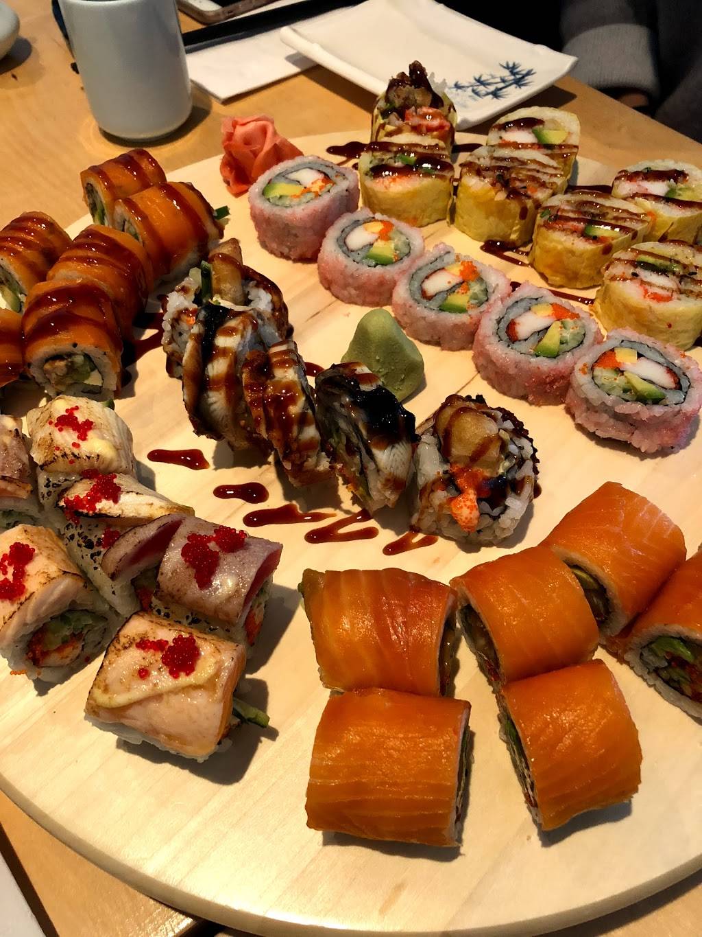 H2O Sushi | restaurant | 475 Avenue Dumont #105, Dorval, QC H9S 5W2, Canada | 5146336629 OR +1 514-633-6629