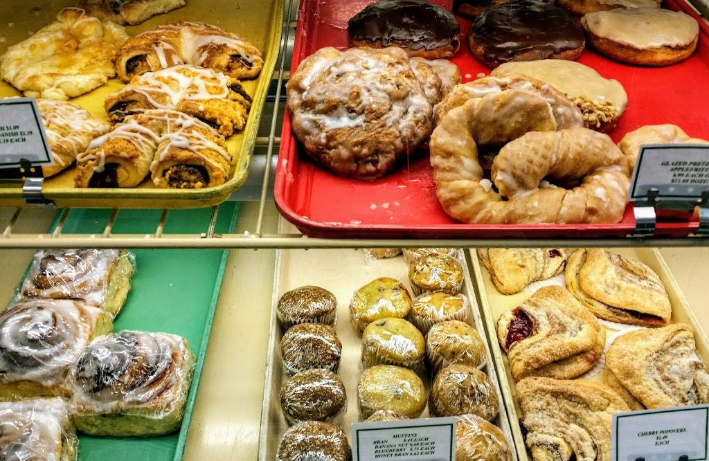 Pastians Bakery | restaurant | 3320 2nd St NW, Albuquerque, NM 87107, USA | 5053457773 OR +1 505-345-7773