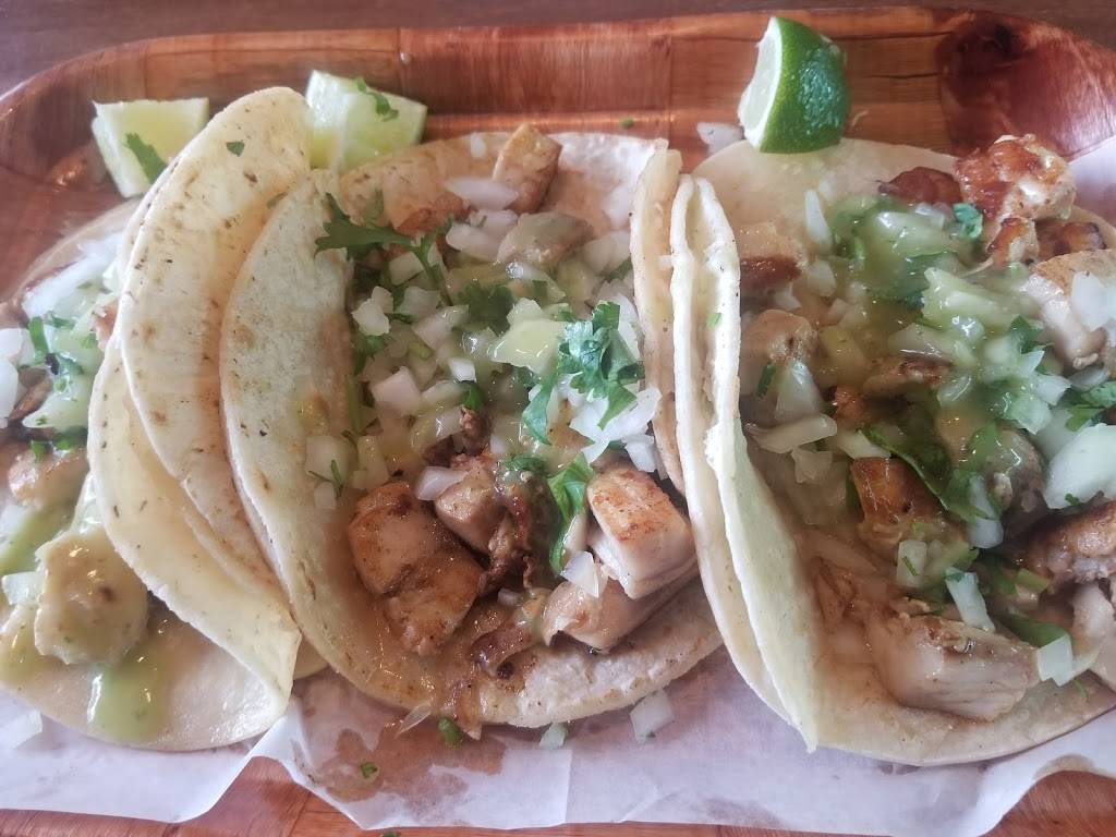 Taqueria El Barrio | restaurant | 2327 1st Avenue, New York, NY 10035, USA | 6466493052 OR +1 646-649-3052