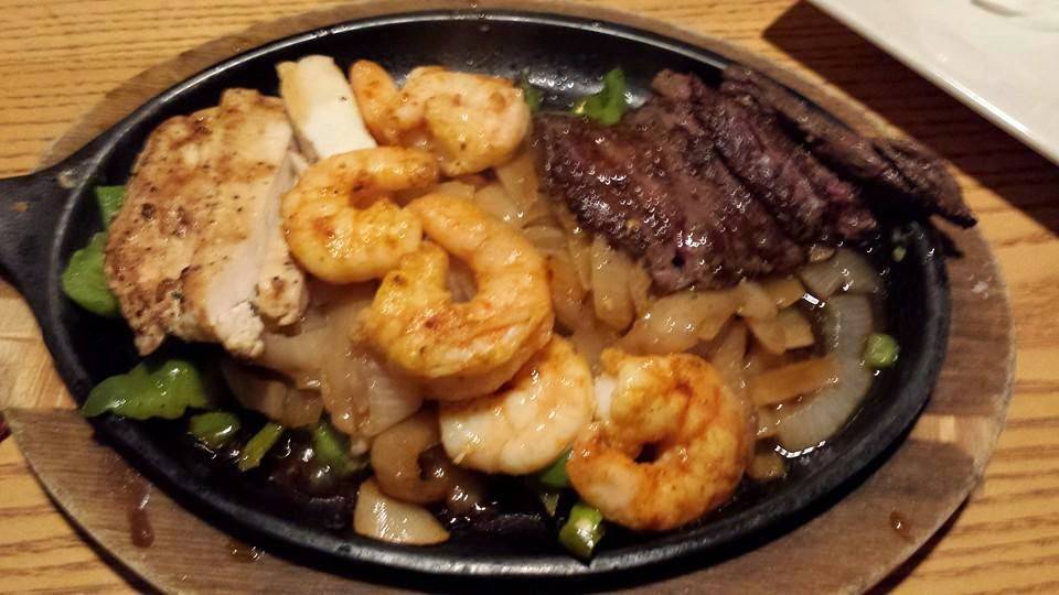 Leos Mexican Food | restaurant | 7550 Laurel Canyon Blvd, North Hollywood, CA 91605, USA | 8189823352 OR +1 818-982-3352