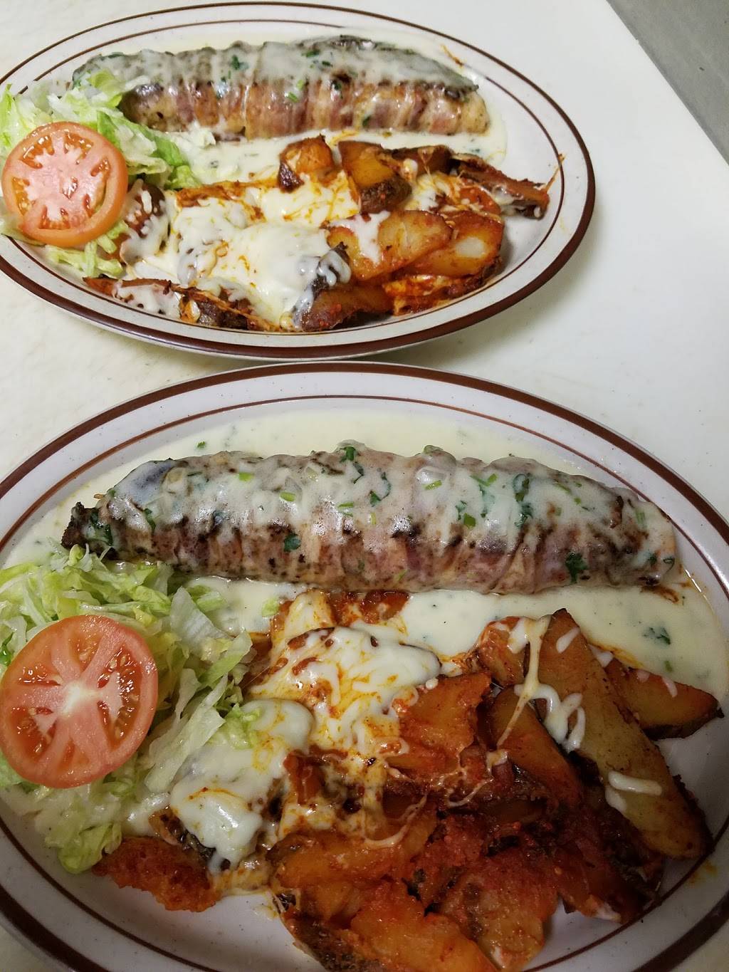 Tres Hermanos Restaurant | restaurant | 1332 W Lincoln Ave, Milwaukee, WI 53215, USA | 4143849050 OR +1 414-384-9050