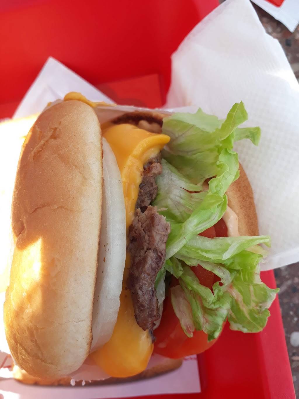 In-N-Out Burger | restaurant | 4600 Madison Ave, Sacramento, CA 95841, USA | 8007861000 OR +1 800-786-1000