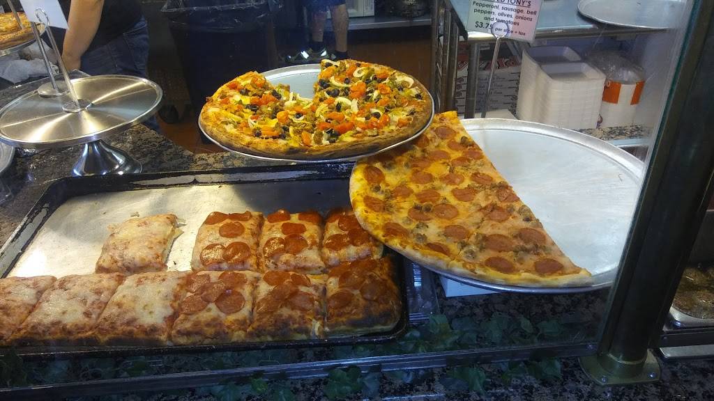 Tonys Pizza | restaurant | 15624 Whittwood Ln, Whittier, CA 90603, USA | 5629470500 OR +1 562-947-0500