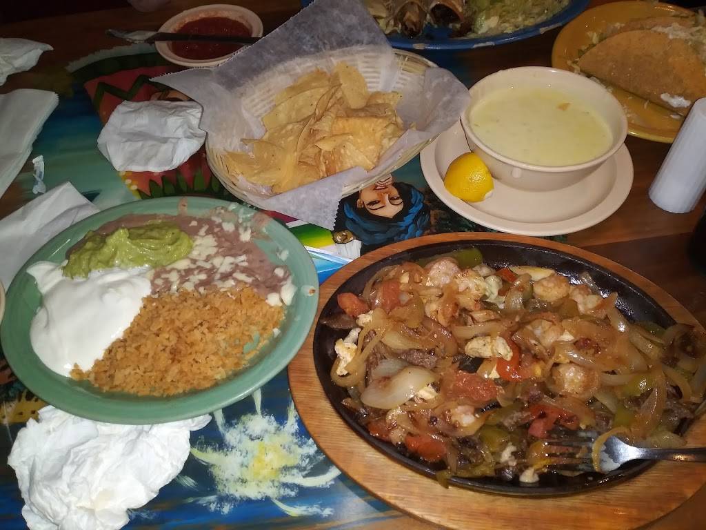 El Charro | restaurant | 1937 E Main St, Ville Platte, LA 70586, USA | 3373636333 OR +1 337-363-6333