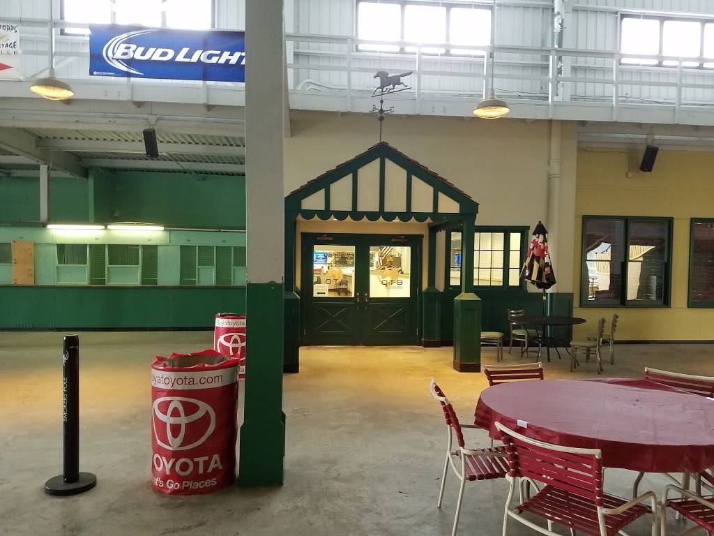 Grandstand Grille | restaurant | 2200 York Rd, Lutherville-Timonium, MD 21093, USA | 4439915649 OR +1 443-991-5649