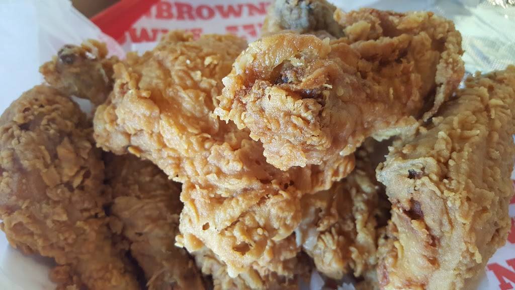 Browns Chicken | restaurant | 3949 Oakton St, Skokie, IL 60076, USA | 8476747141 OR +1 847-674-7141