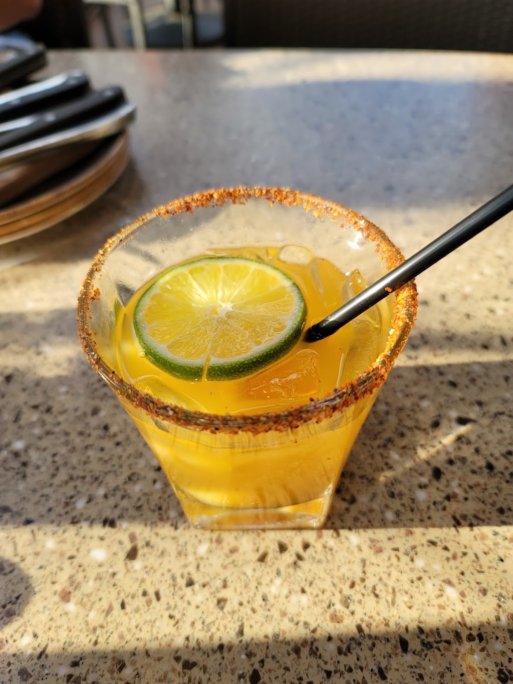 Lazy Dog Restaurant & Bar | restaurant | 5100 Belt Line Rd, Addison, TX 75254, USA | 4697541300 OR +1 469-754-1300