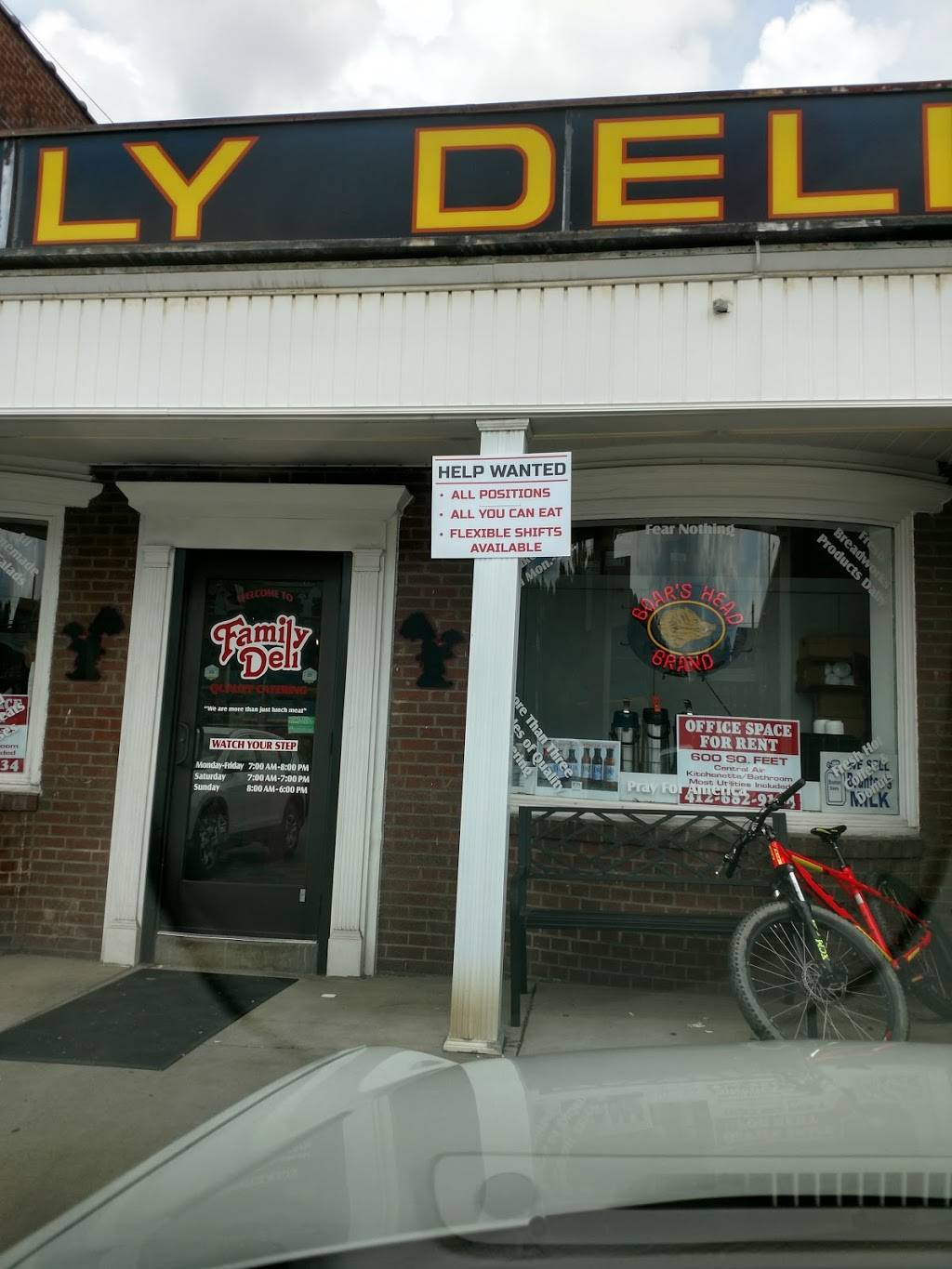 Family Deli | restaurant | 3400 South Park Rd, Bethel Park, PA 15102, USA | 4128359939 OR +1 412-835-9939