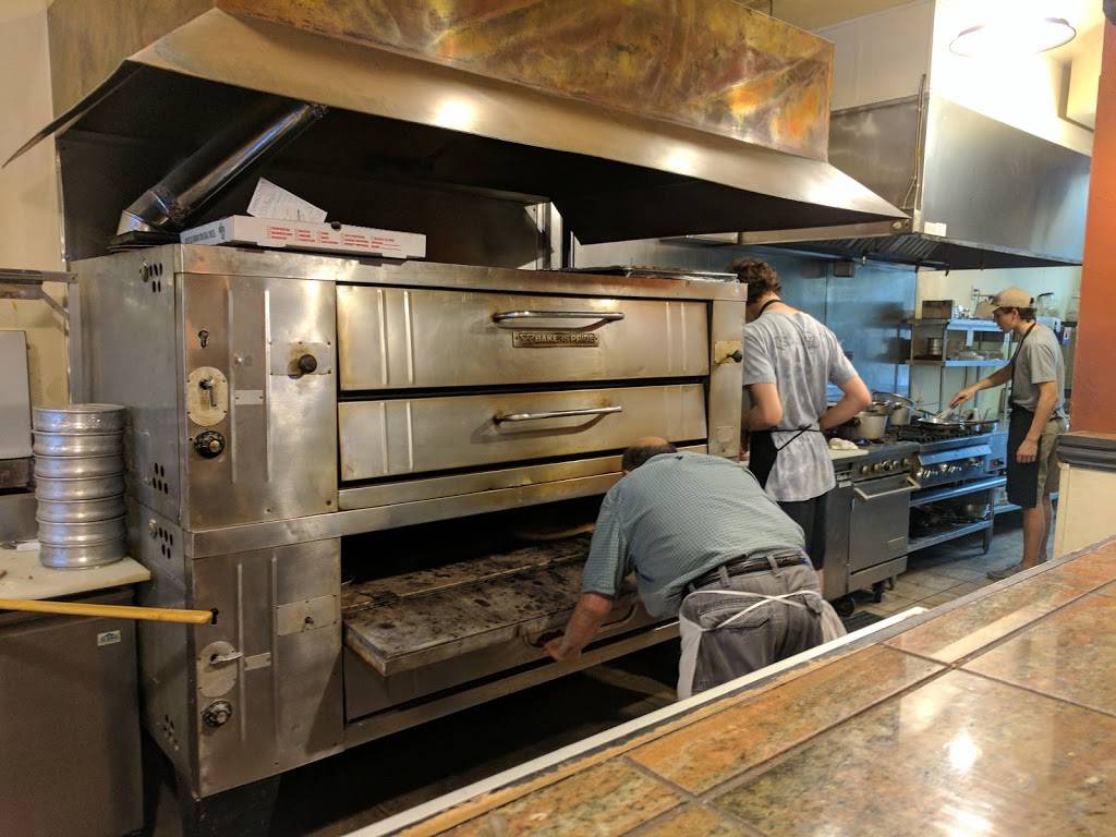 Peters Pizzeria and Italian Favorites | restaurant | 2250 Justin Rd #112, Highland Village, TX 75077, USA | 9723172111 OR +1 972-317-2111