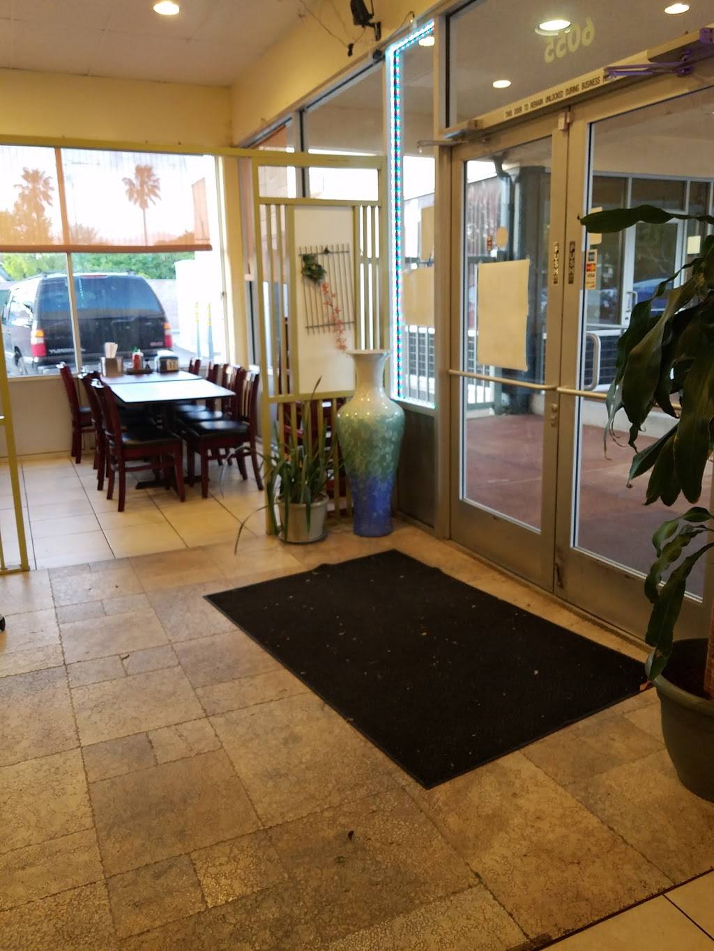 Pho La | restaurant | 6055 Snell Ave, San Jose, CA 95123, USA | 4083637998 OR +1 408-363-7998