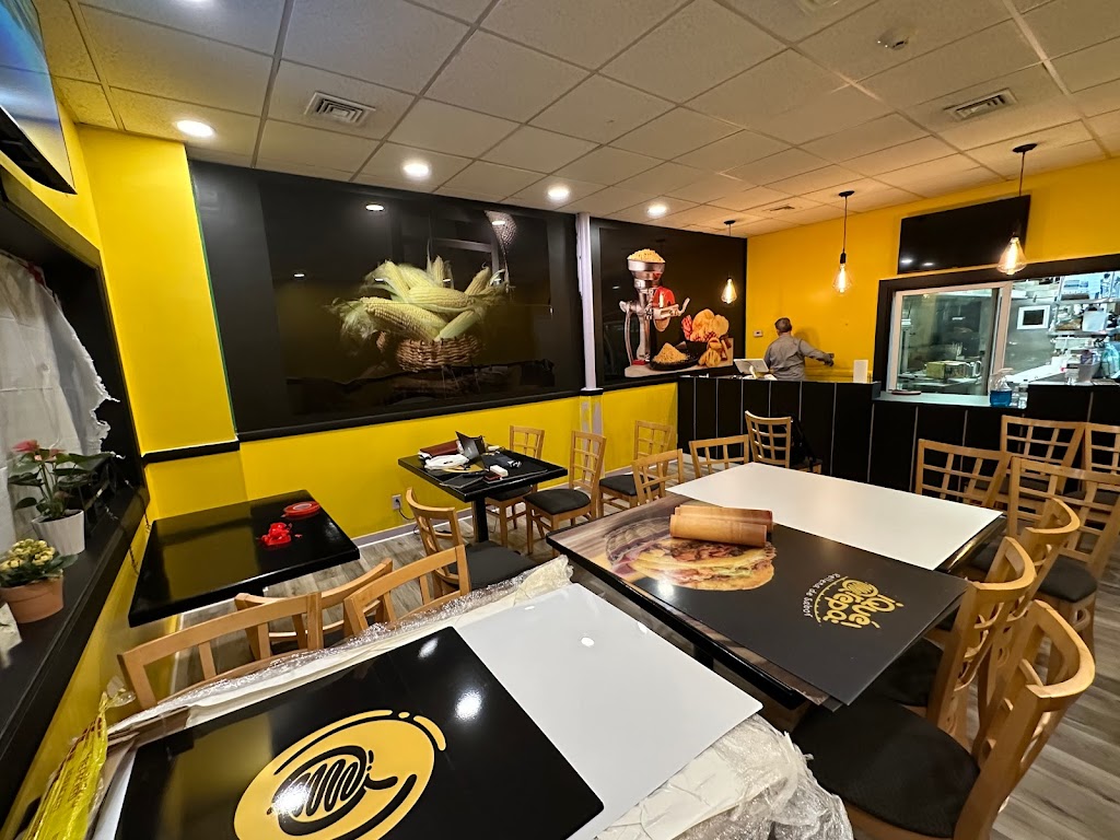 Qué arepa, rellena de sabor | restaurant | 163 Squire Rd, Revere, MA 02151, USA | 8574525671 OR +1 857-452-5671