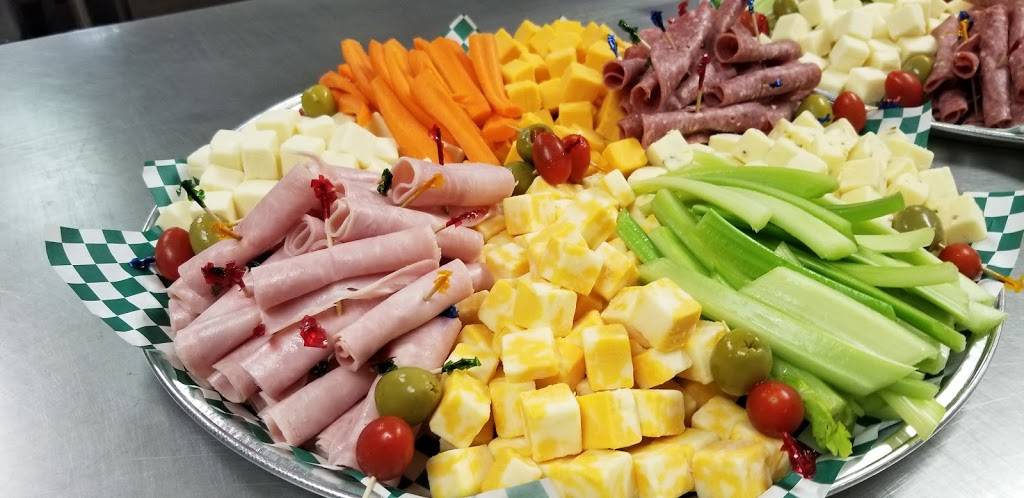 Pic-A-Deli | restaurant | 3381 Rochester Rd, Troy, MI 48083, USA | 2486893354 OR +1 248-689-3354