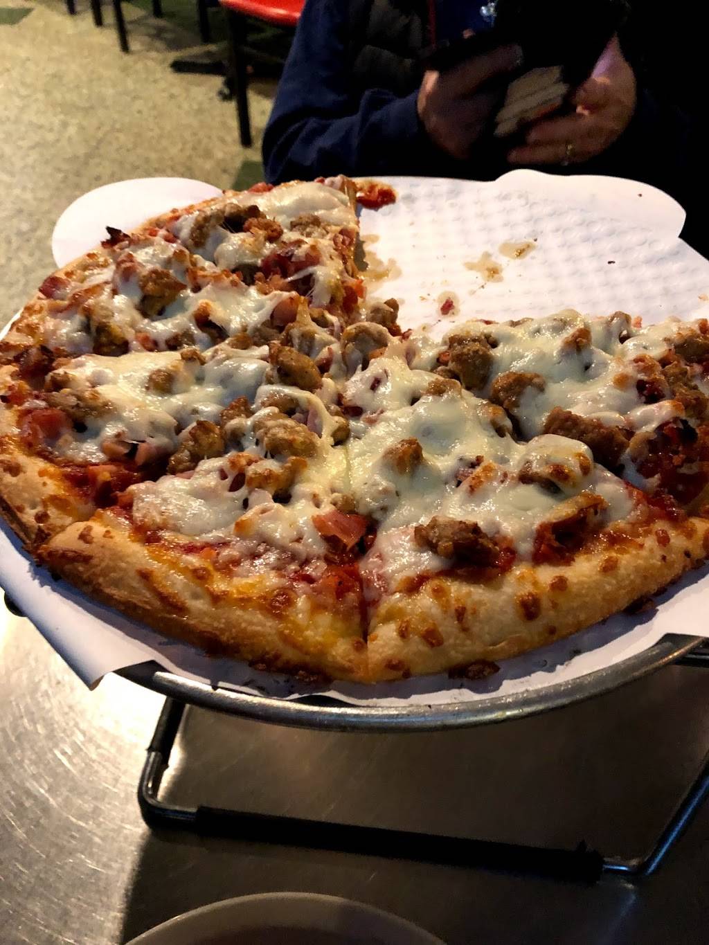 Virginia Avenue Pizza Company | restaurant | 619 Virginia Ave, Indianapolis, IN 46203, USA | 3174827992 OR +1 317-482-7992