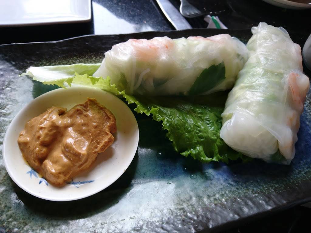 East Moon | restaurant | 2144 Main St, Longmont, CO 80501, USA | 3036848383 OR +1 303-684-8383