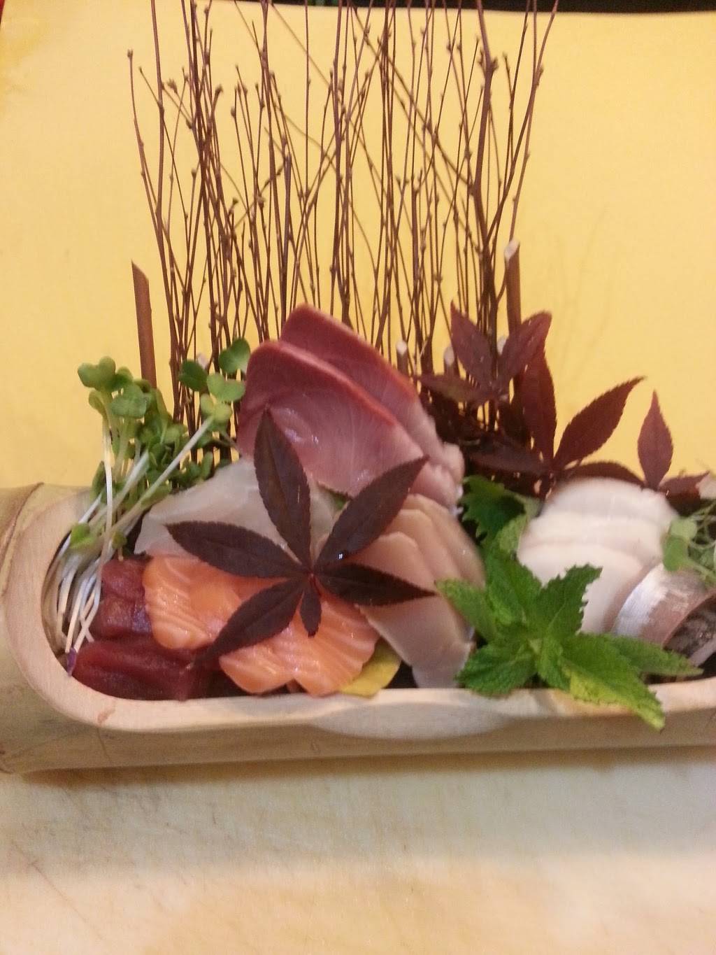 Kanpai Japanese Restaurant | restaurant | 1035 Johnnie Dodds Blvd Suite B-9, Mt Pleasant, SC 29464, USA | 8433888001 OR +1 843-388-8001