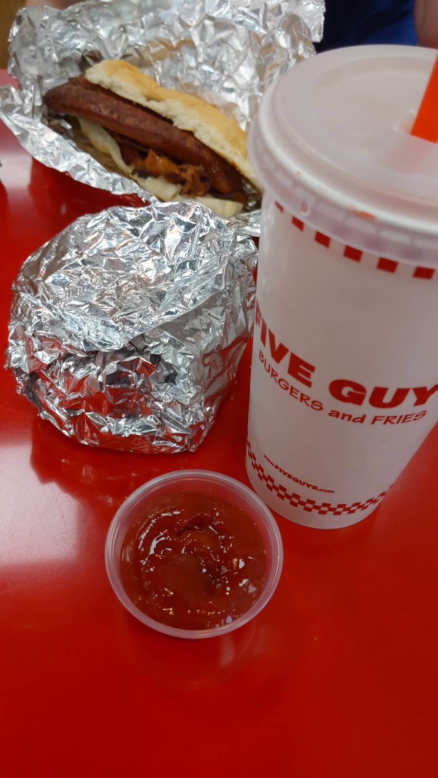 Five Guys | restaurant | 1004 Miamisburg Centerville Rd, Washington Township, OH 45458, USA | 9374284897 OR +1 937-428-4897