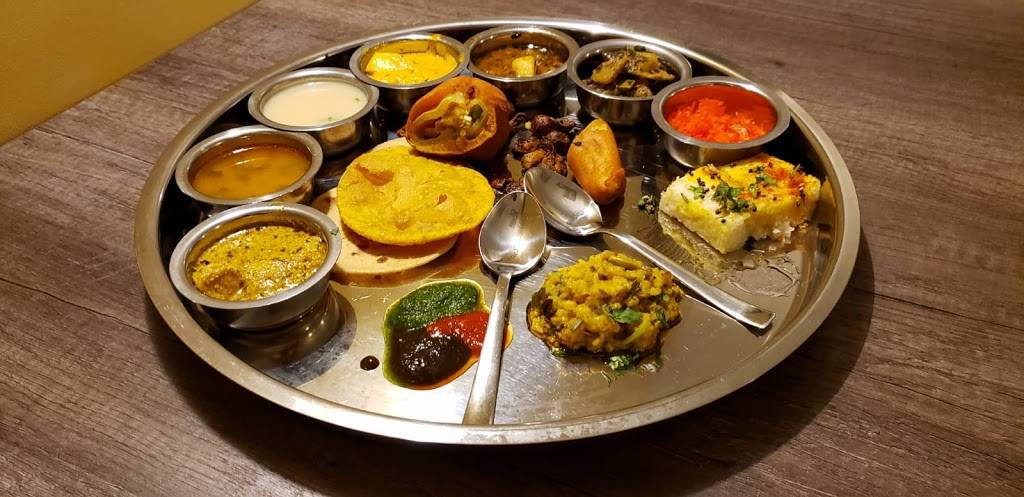 Rasovara - - Premium-Veg-Thali Indian Restaurant | restaurant | 8 Sheppard Ave W #2560, Mississauga, ON L5A 4E1, Canada | 9052323373 OR +1 905-232-3373