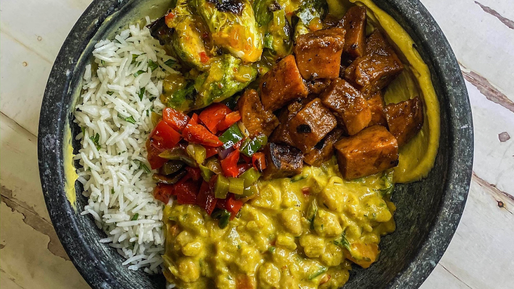 Roasted and Raw | restaurant | 550 2nd St, Oakland, CA 94607, USA | 4156585608 OR +1 415-658-5608