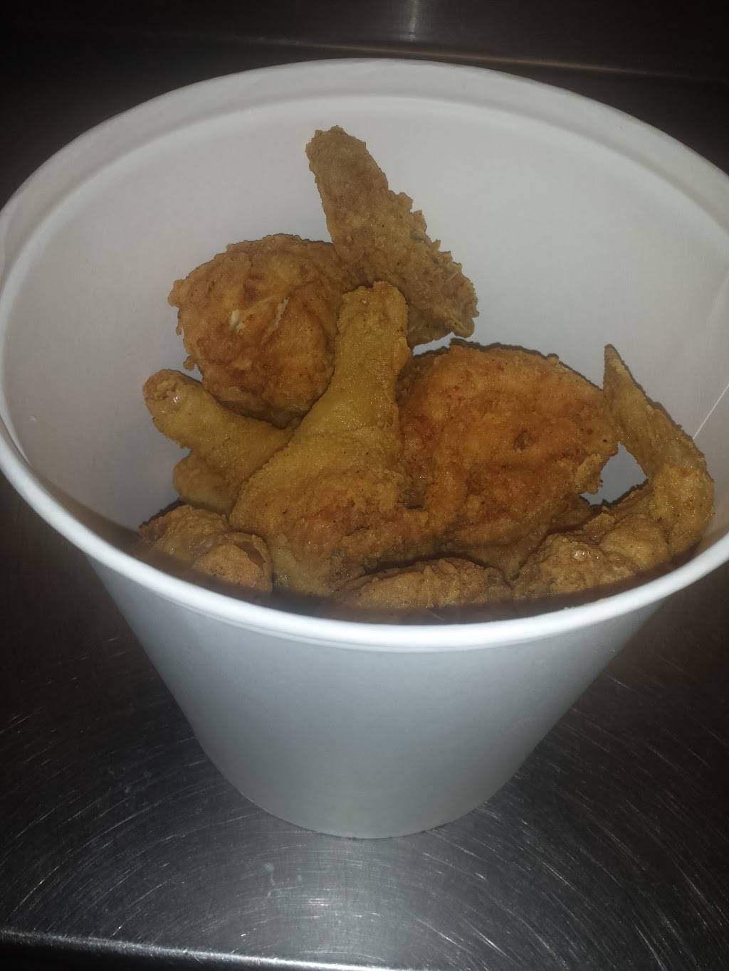 Frankies | restaurant | 170 Brantwood Park Road, Brantford, ON N3P 1N7, Canada | 5197518962 OR +1 519-751-8962